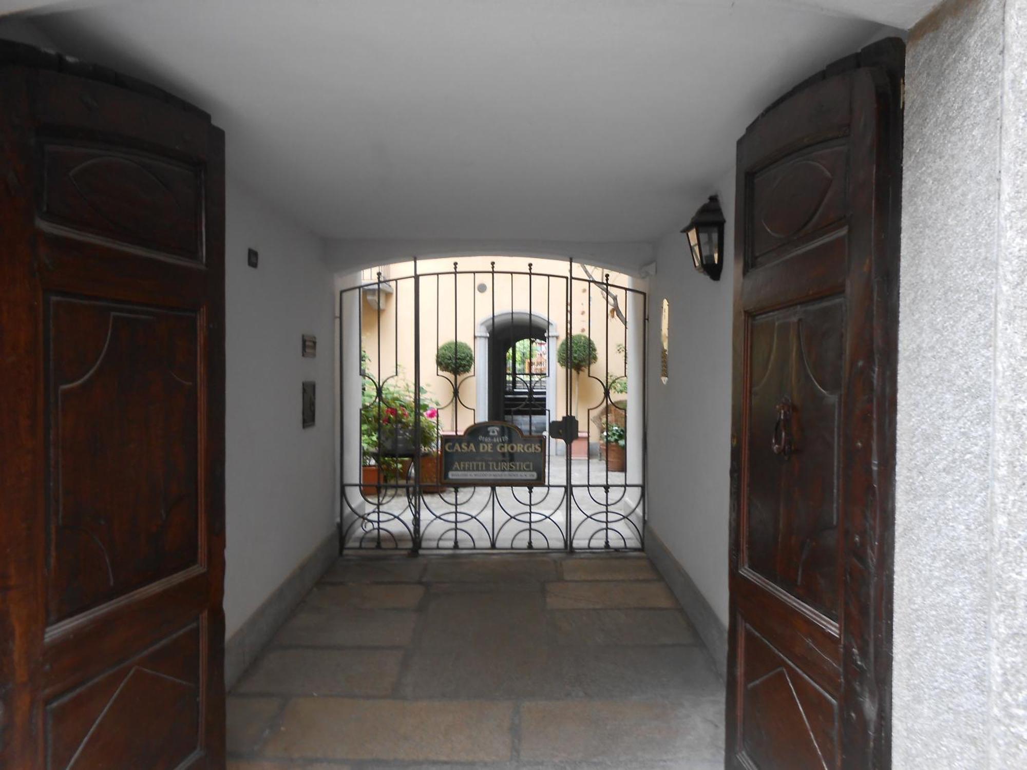 Casa De Giorgis Aparthotel Αόστα Εξωτερικό φωτογραφία