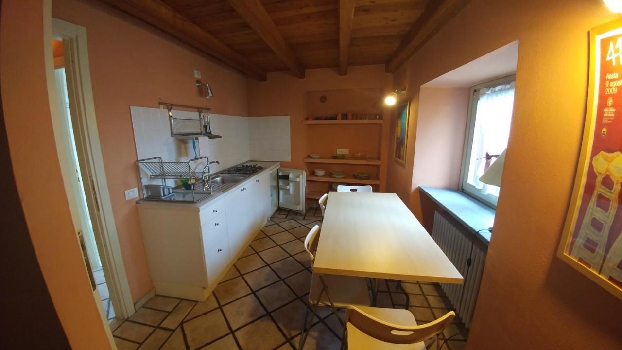 Casa De Giorgis Aparthotel Αόστα Εξωτερικό φωτογραφία